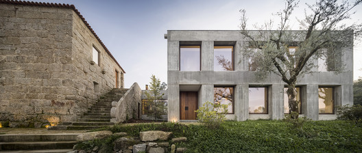 House in Minho / Germano de Castro Pinheiro Arquitectos – ArchDaily