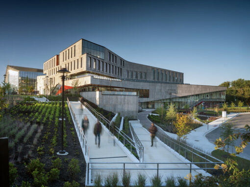 Calvin & Tina Tyler Hall, Morgan State University / Teeple Architects – ArchDaily