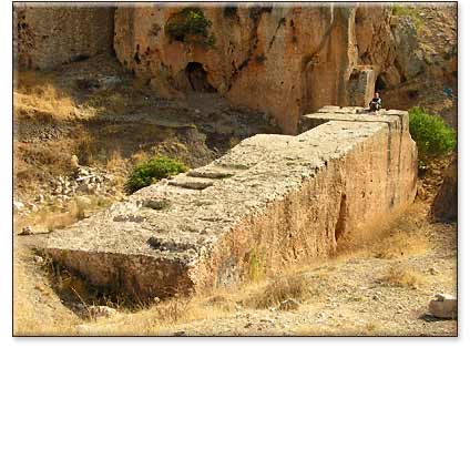 ANCIENT MOONSHOTS: Megalithic Mysteries from before Technology